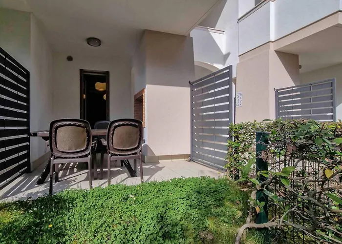 Apartment Modern Flat With Big Swimming Pool And Balcony Bibione