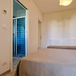 Modern Flat With Big Swimming Pool And Balcony Daire Bibione