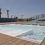 Modern Flat With Big Swimming Pool And Balcony Daire Bibione