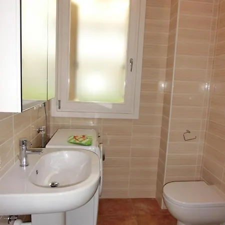 Modern Flat With Big Swimming Pool And Balcony Bibione