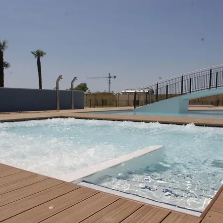Modern Flat With Big Swimming Pool And Parking Апартаменти Бібіоне