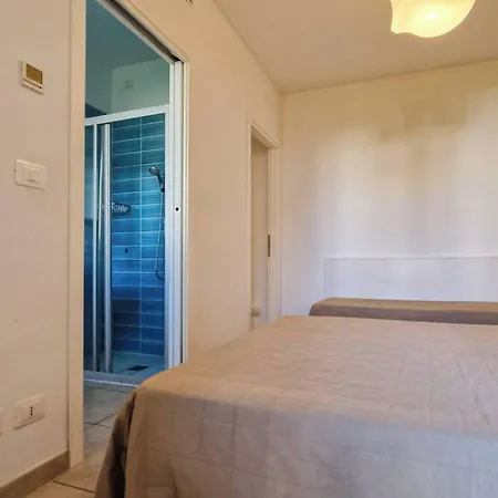 Modern Flat With Big Swimming Pool And Parking