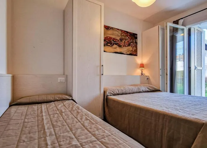 Daire Modern Flat With Big Swimming Pool And Balcony Bibione