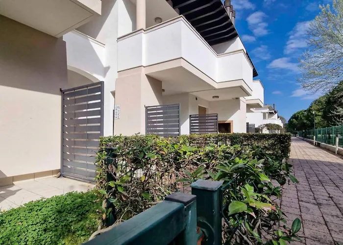 Modern Flat With Big Swimming Pool And Balcony